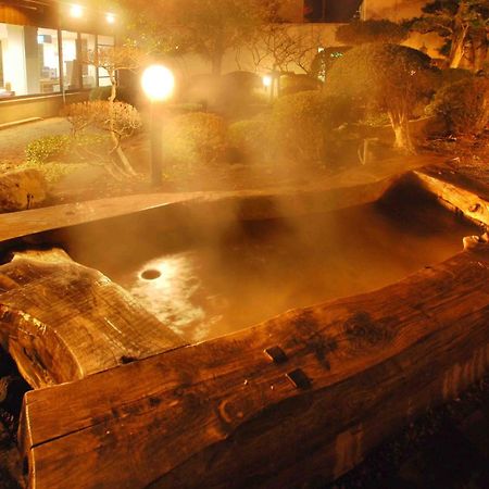 Aso Hotel Екстериор снимка