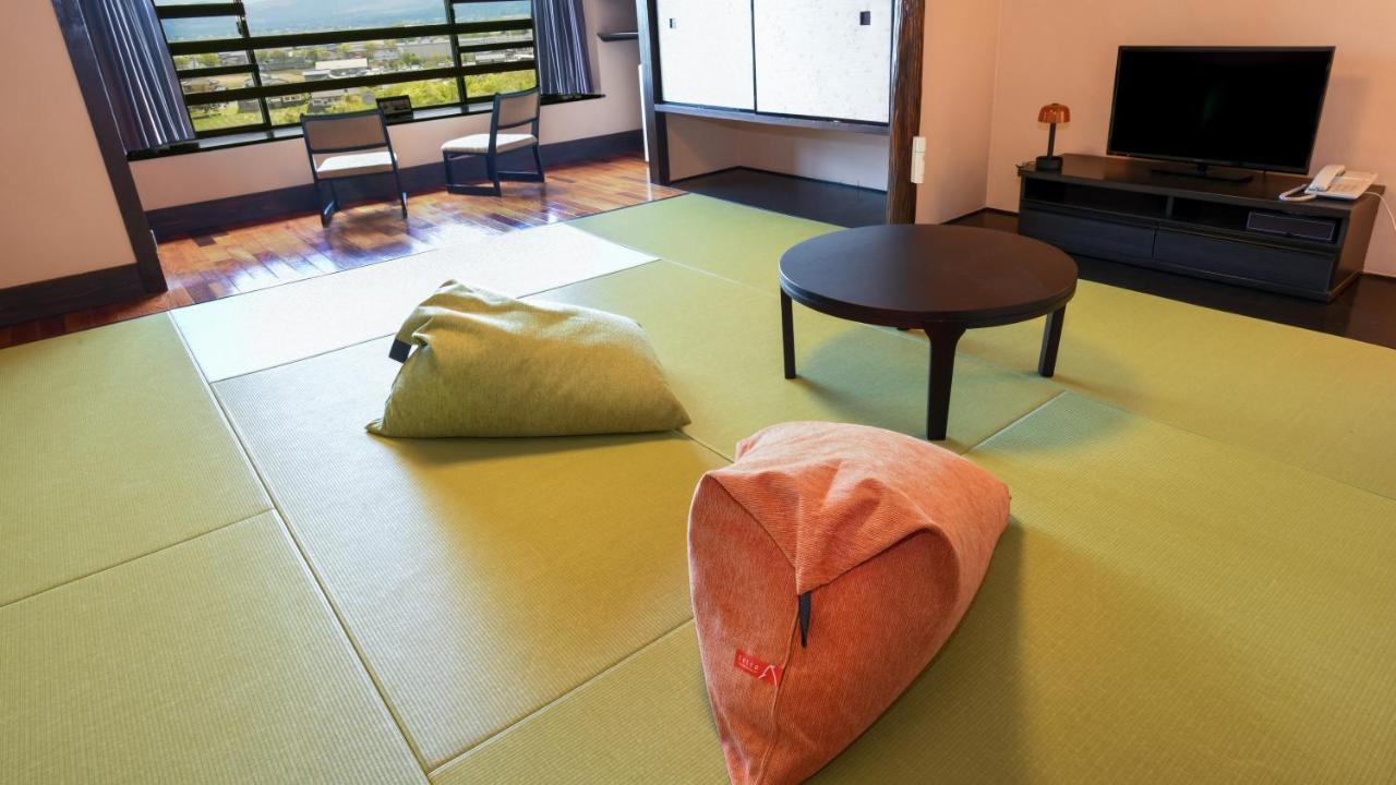 Aso Hotel Екстериор снимка